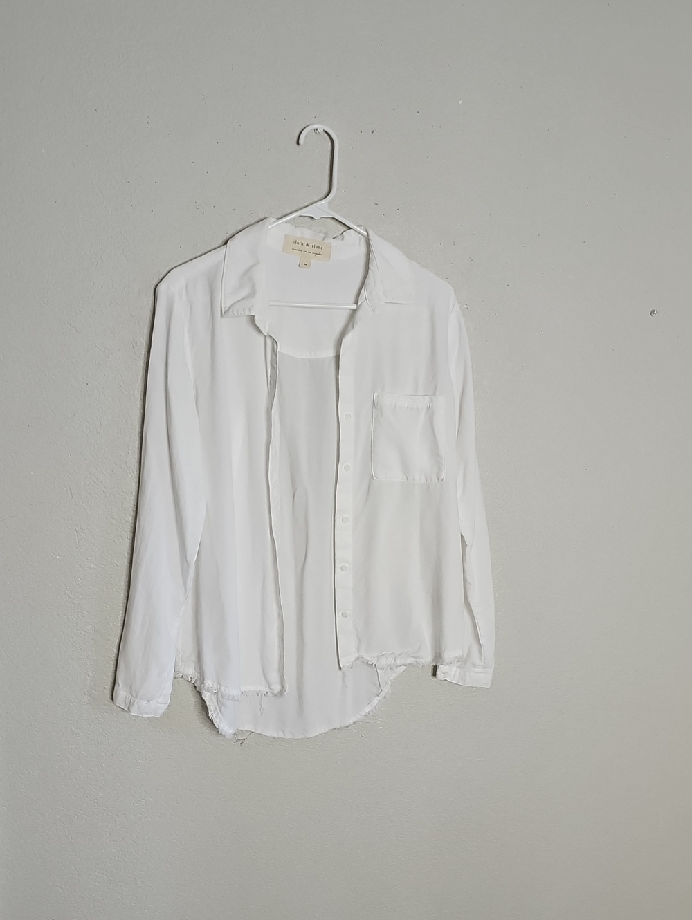 Anthropologie Cloth & Stone  Classic White Button-Up Shirt Size M